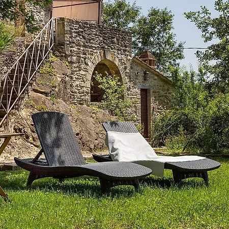 In Sleeps 4 Includes Swimming Pool Galera