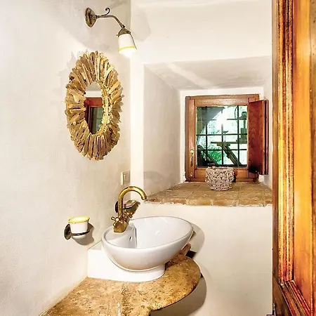 Διαμέρισμα In Sleeps 4 Includes Swimming Pool Galera