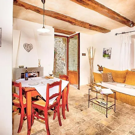 In Sleeps 4 Includes Swimming Pool Apartamento Galera